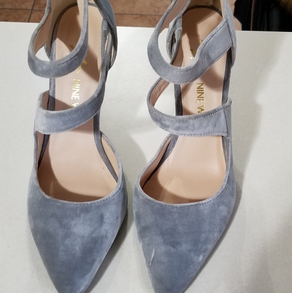 Nine West Gray velvet heels